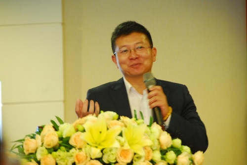 中心傅联祥主任做了主题为《全面风险管理与管理体系改进》演讲 中心傅联祥主任做了主题为《全面风险管理与管理体系改进》演讲